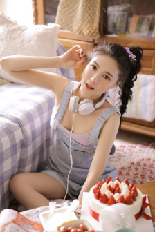 18岁女RAPPERDISSSUBS大豆